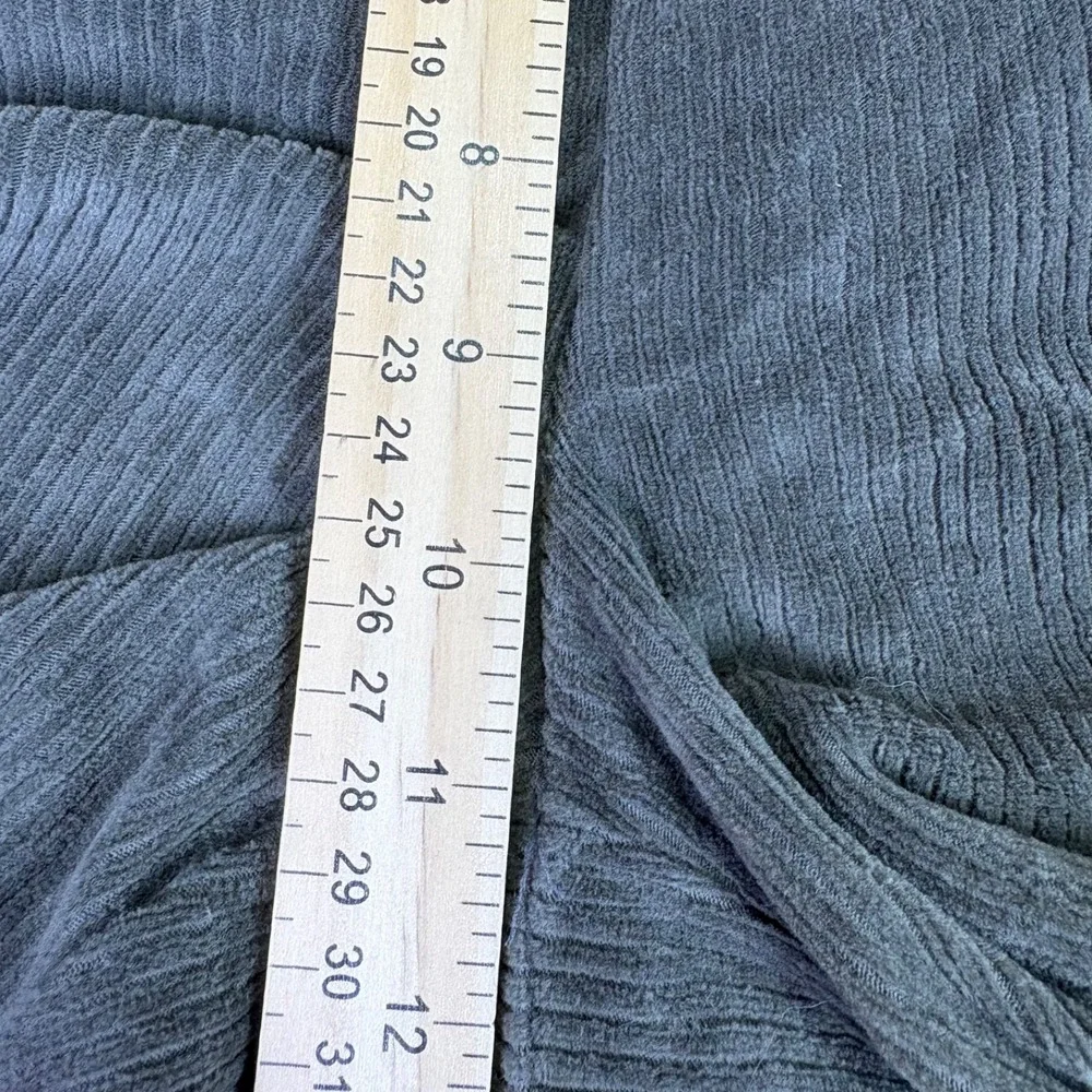 Aerie Corduroy Pants Womens Medium Olive Green Bell Bottom Ribbed Flared Pants - Picture 7 of 7